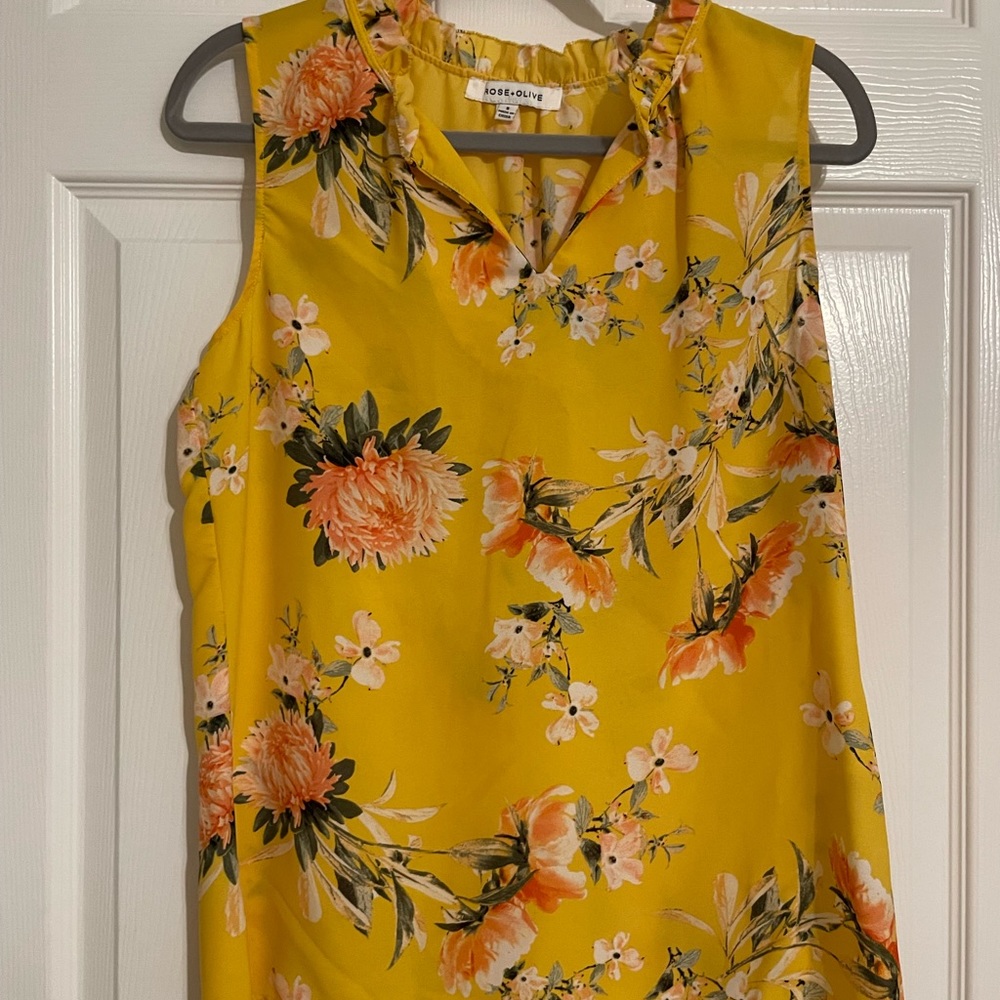 Rose + Olive print top